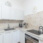 Feel So Good - Happy Murta Maria
